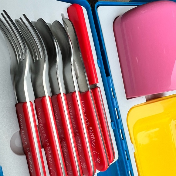 Sanrio Undersea Fantasy Picnic Set, Vintage - Picture 8 of 8